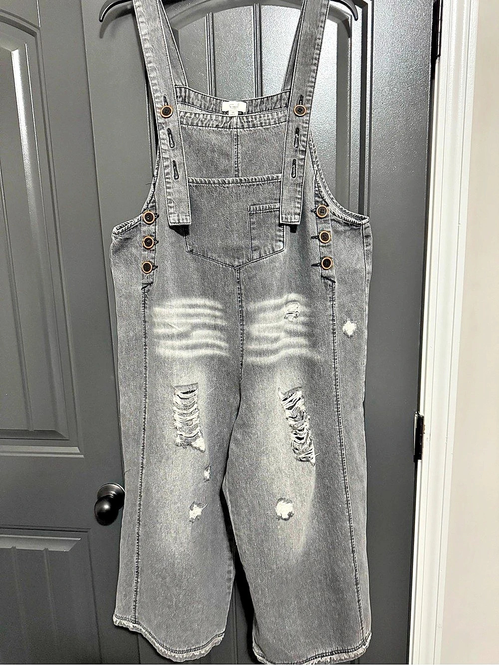 Easel Distressed Wide Leg Overalls in Gray Size Medium